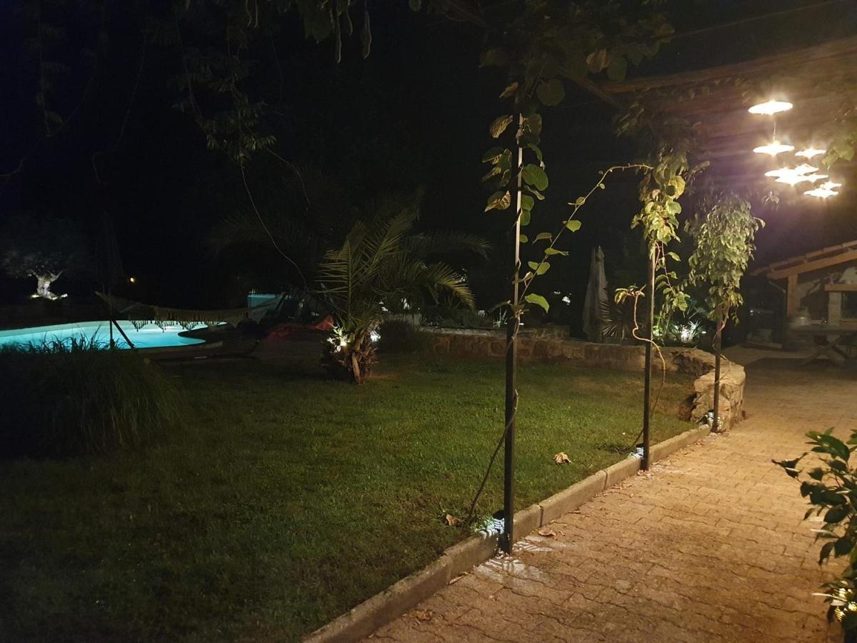 La babounette Jaujac Esterno foto